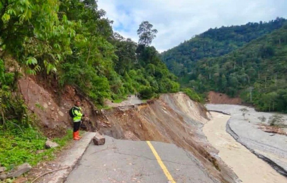 Jalan putus jalur Gayo Lues-Abdya