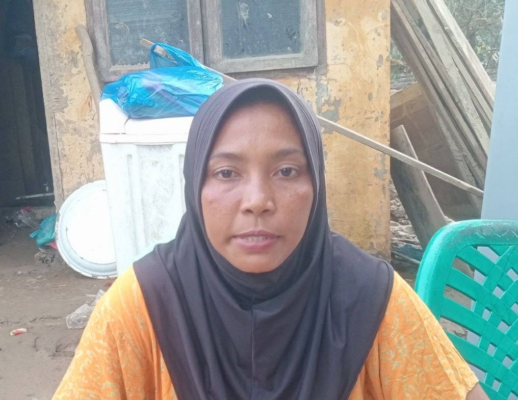 Rahmi korban banjir bandang Geudumbak Langkahan