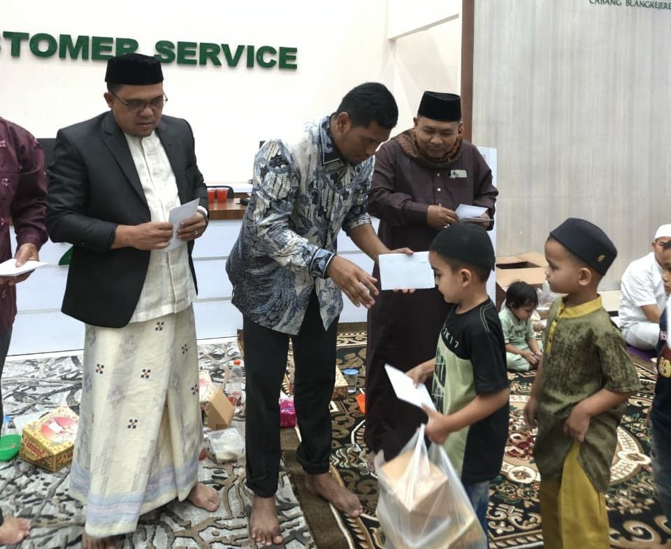 Bank Aceh Blangkejeren santuni yatim