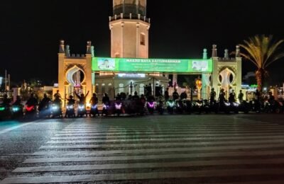 Vario Night Ride Vol. 2, Suguhkan Kesan dan Keseruan Riding Keliling Kota Malam Hari