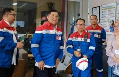 Komisaris Utama Tinjau FT Sei Siak, Pertamina Patra Niaga Perkuat Keandalan Distribusi Energi Sumbagut