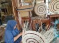 Dari Tangan Tradisi ke Etalase Wisata: Pesona Kerajinan Aceh Besar