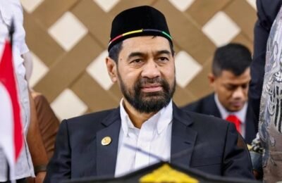 Gubernur Aceh Mualem