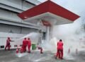 Simulasi Kebakaran SPBU di Padang, Pertamina Sumbagut Asah Respons Darurat Petugas