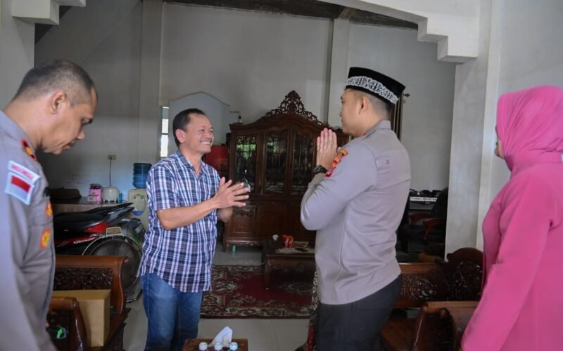 Kapolres Pidie anjangsana purnawirawan