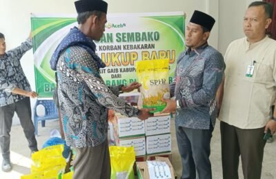 Bank Aceh Syariah Blangkejeren Salurkan Bantuan Korban Kebakaran Lukup Baru