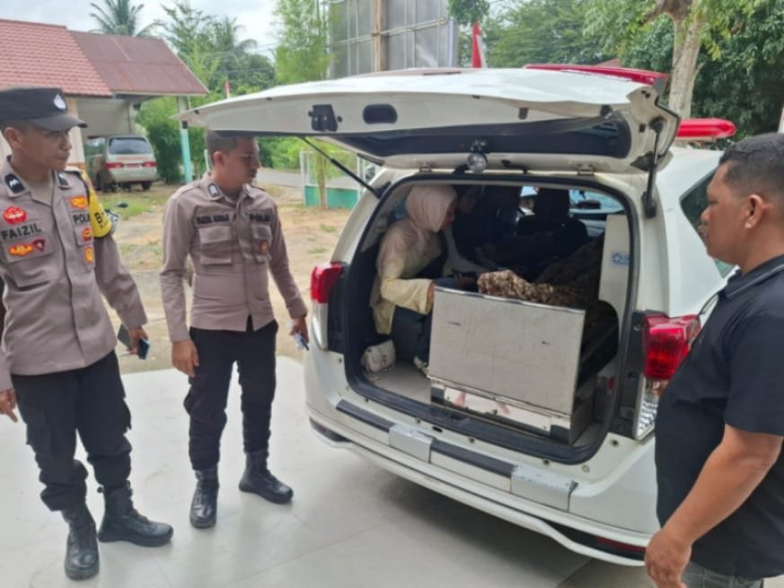 Jasad korban tenggelam