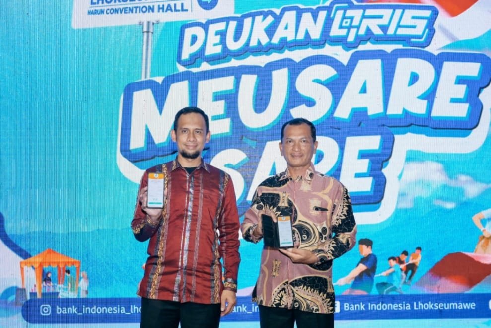 Kepala BI dan Sekda Lhokseumawe saat Pekan QRIS