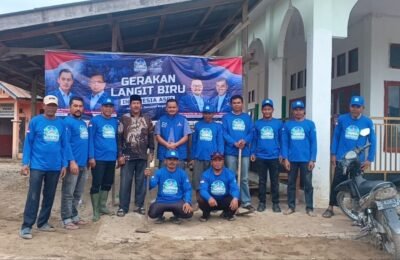 Peringati HUT ke-25, Demokrat Gayo Lues Gelar Kerja Bakti Bersihkan Rumah Ibadah Terdampak Banjir
