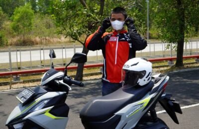 Berkendara Tetap Nyaman Saat Hujan Abu dan Asap, Simak Tipsnya