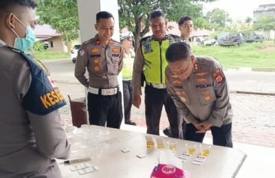 Kapolres Aceh Utara Pimpin Tes Urine Personel Satlantas, Ini Hasilnya