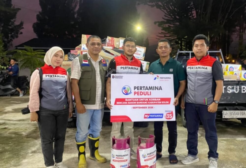Pertamina Patra Niaga Sumbagut bantu korban banjir Solok