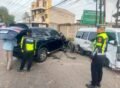 Diduga Microsleep, Mobil Fortuner Tabrak L300 di Tikungan Simpang Dama Aceh Utara
