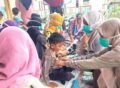 Akses Jalan Terputus, Tenaga Kesehatan Jemput Bola Layani Warga Lhok Puuk Seunuddon